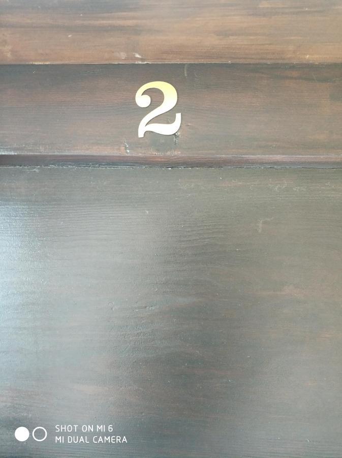 ホテル Papanovata House Enina エクステリア 写真