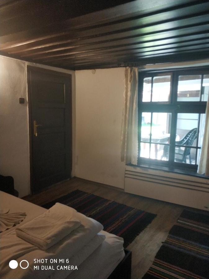 ホテル Papanovata House Enina エクステリア 写真